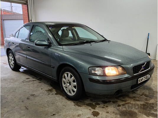07/2002 Volvo S60 2.4 20V SE  4d Sedan Green 2.4L