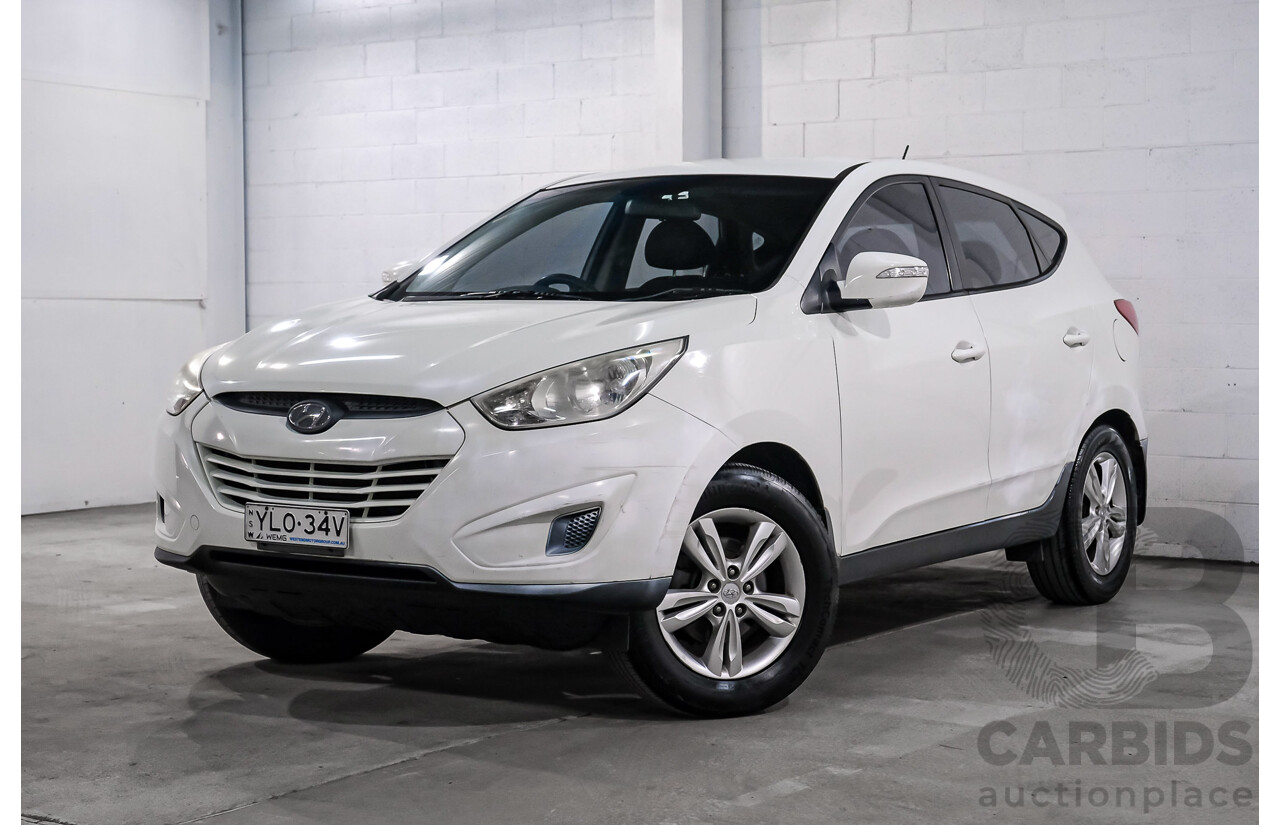 01/2012 Hyundai IX35 Active LM MY11 4d Wagon White 2.0L