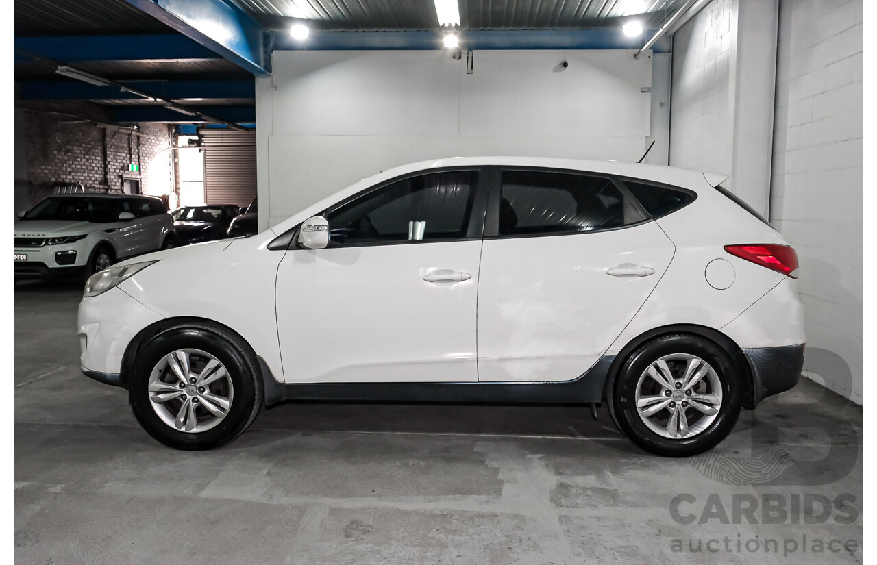 01/2012 Hyundai IX35 Active LM MY11 4d Wagon White 2.0L