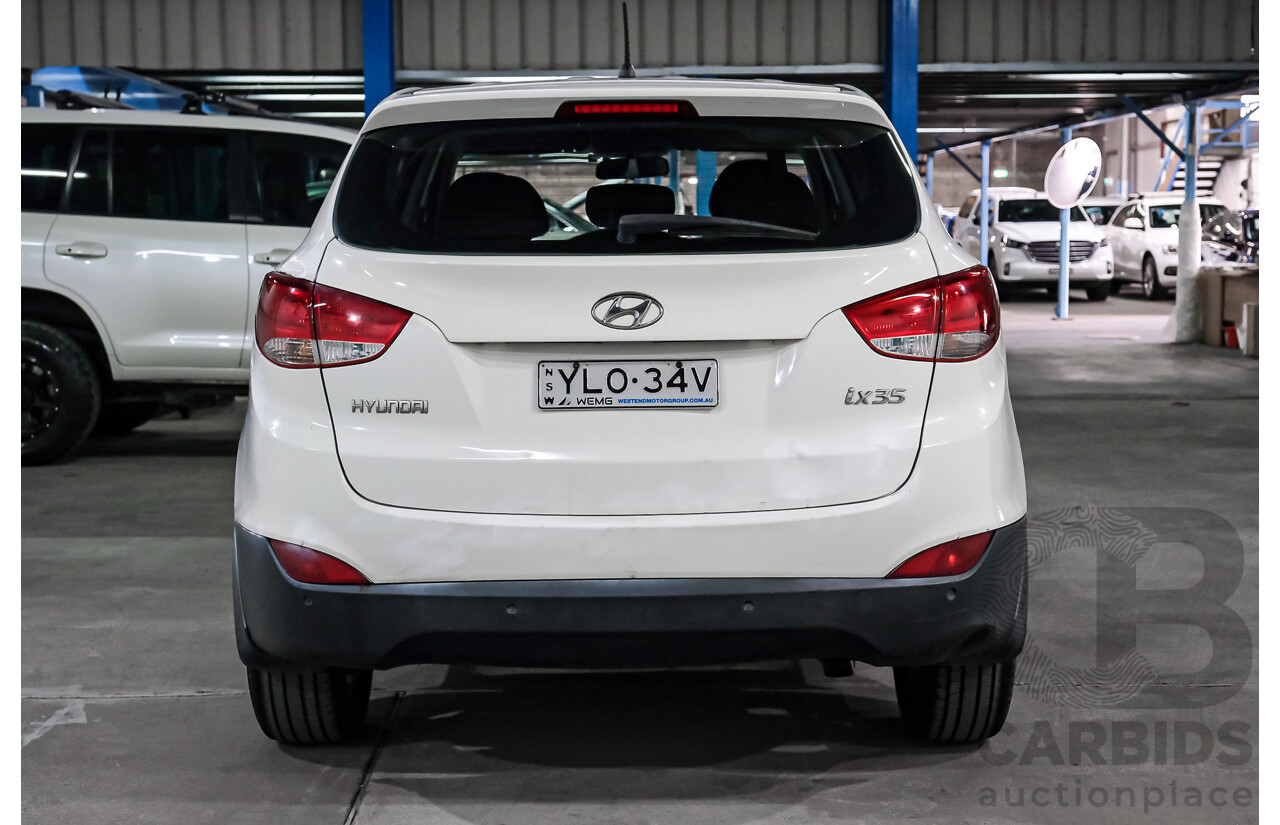 01/2012 Hyundai IX35 Active LM MY11 4d Wagon White 2.0L