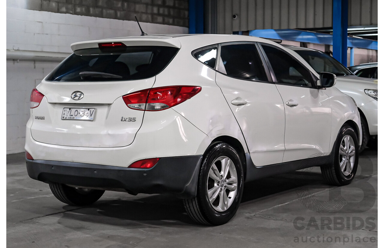 01/2012 Hyundai IX35 Active LM MY11 4d Wagon White 2.0L