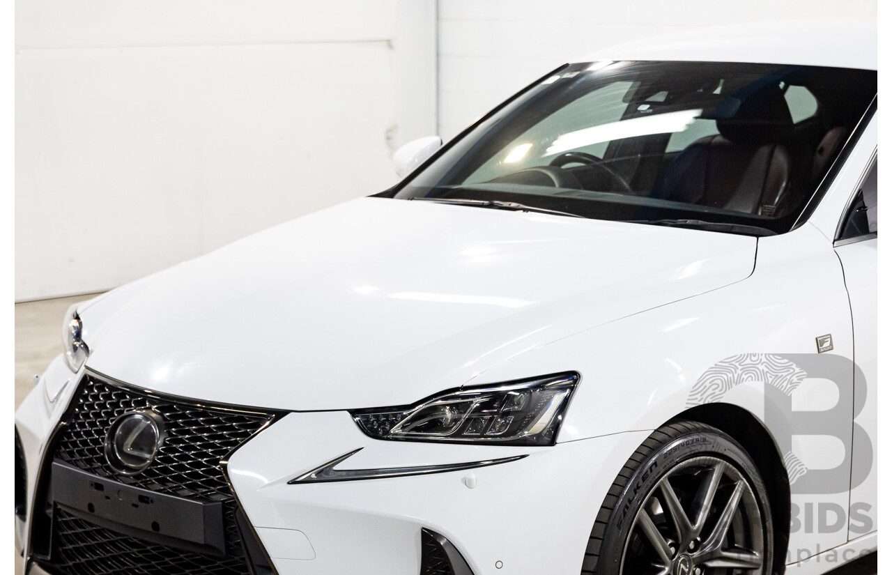 12/2017 Lexus Is300 F Sport ASE30R 4d Sedan Ultra White Turbo 2.0L