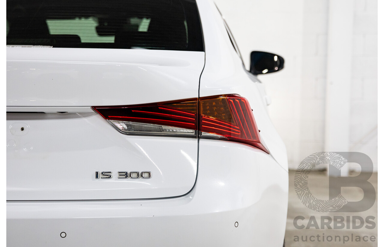 12/2017 Lexus Is300 F Sport ASE30R 4d Sedan Ultra White Turbo 2.0L