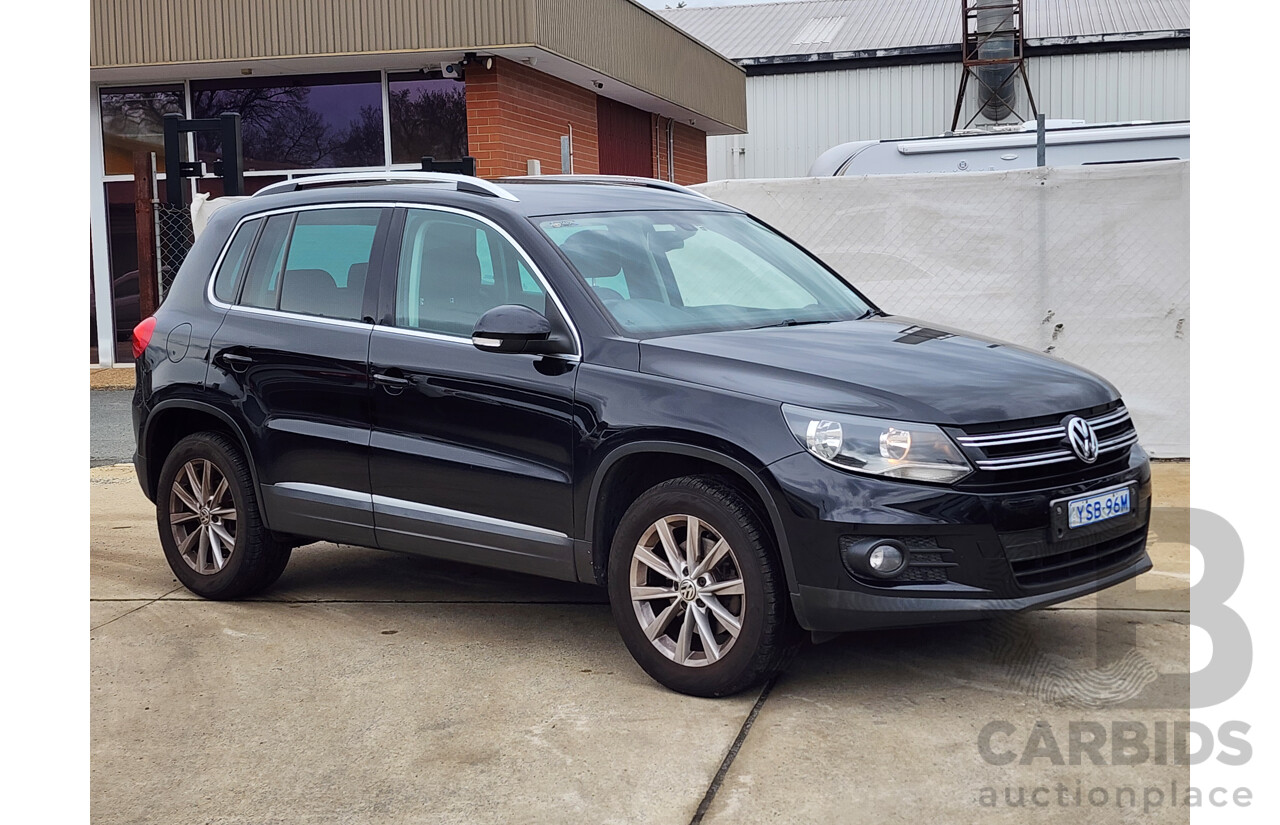 01/2013 Volkswagen Tiguan 155 TSI (4x4) 5NC MY13 4d Wagon Black 2.0L