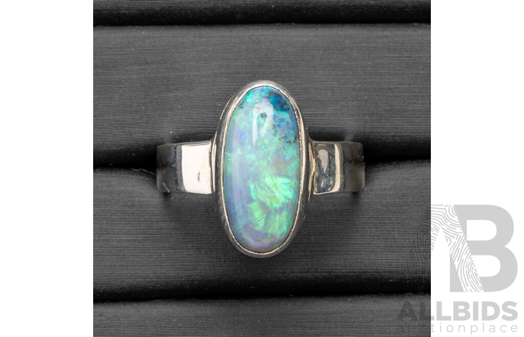 925 Sterling Silver & Lightning Ridge Opal Ring - Size R.5