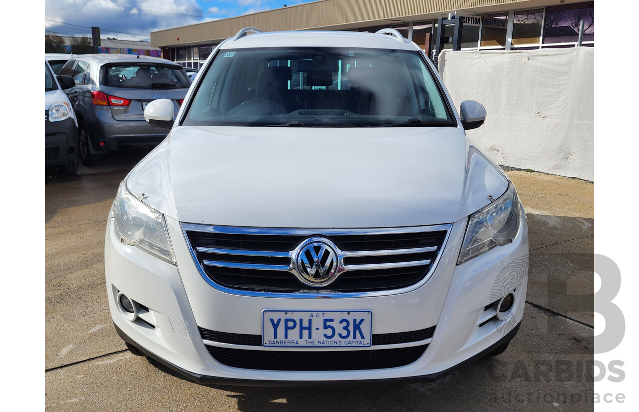 05/2010 Volkswagen Tiguan 147 TSI 5NC MY10 4d Wagon White 2.0L