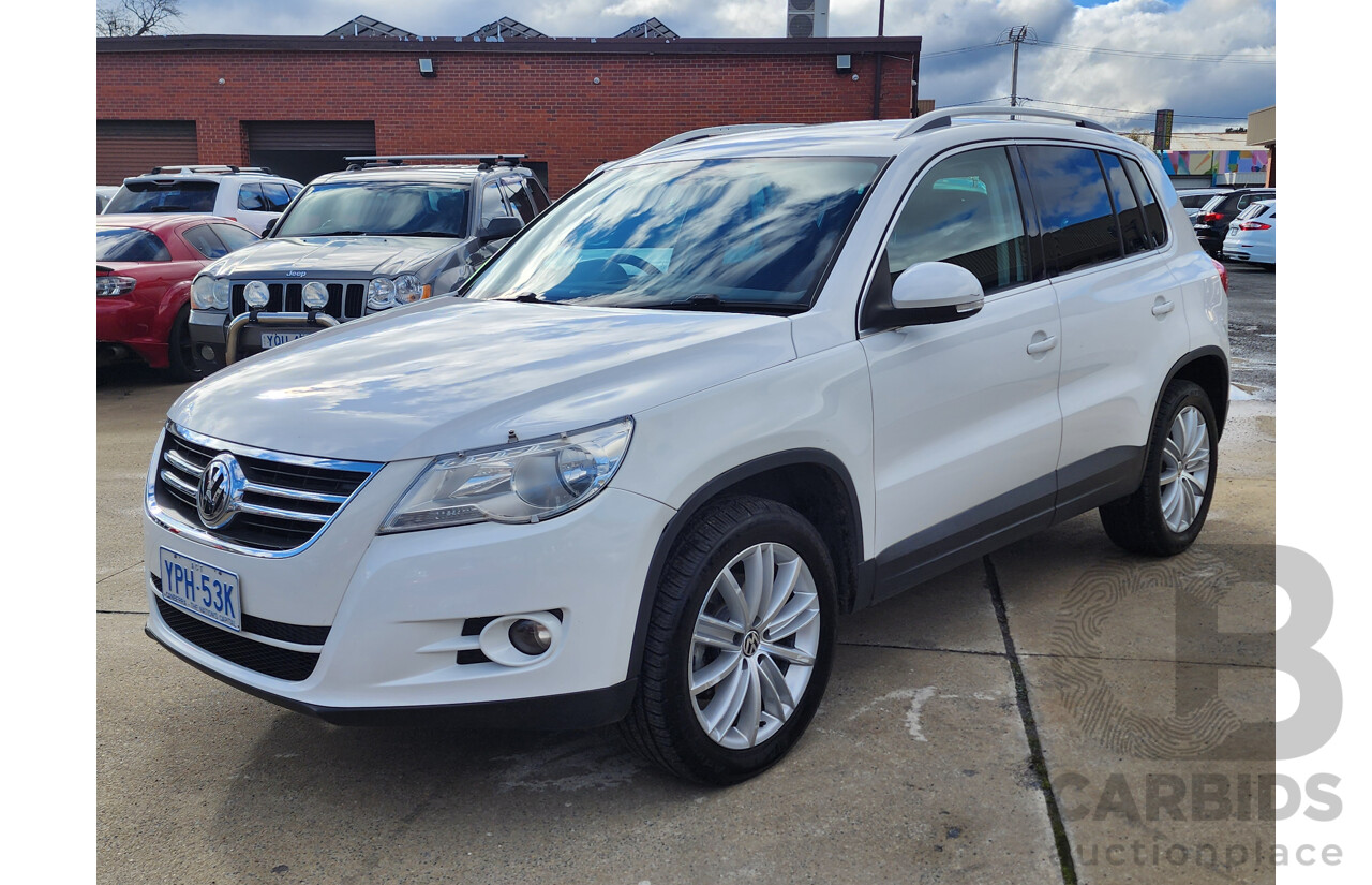 05/2010 Volkswagen Tiguan 147 TSI 5NC MY10 4d Wagon White 2.0L