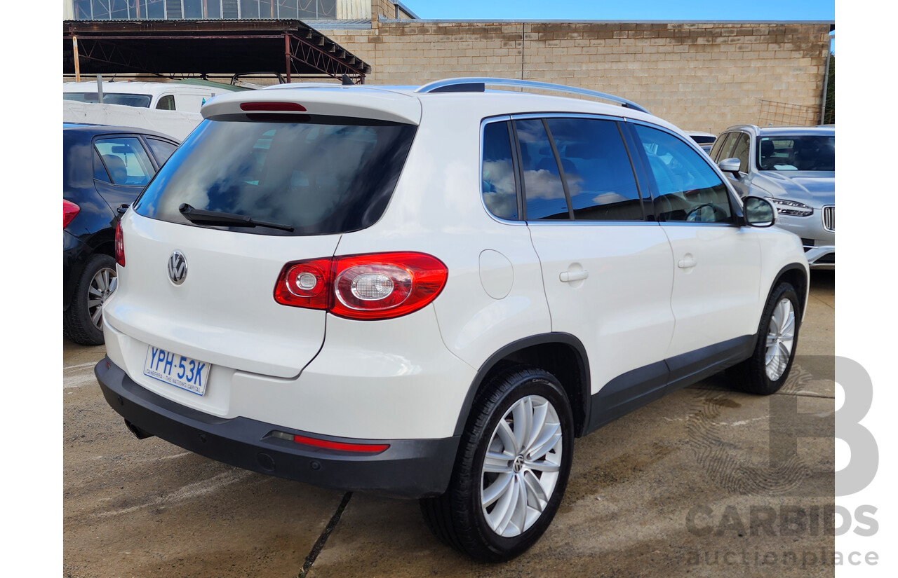 05/2010 Volkswagen Tiguan 147 TSI 5NC MY10 4d Wagon White 2.0L