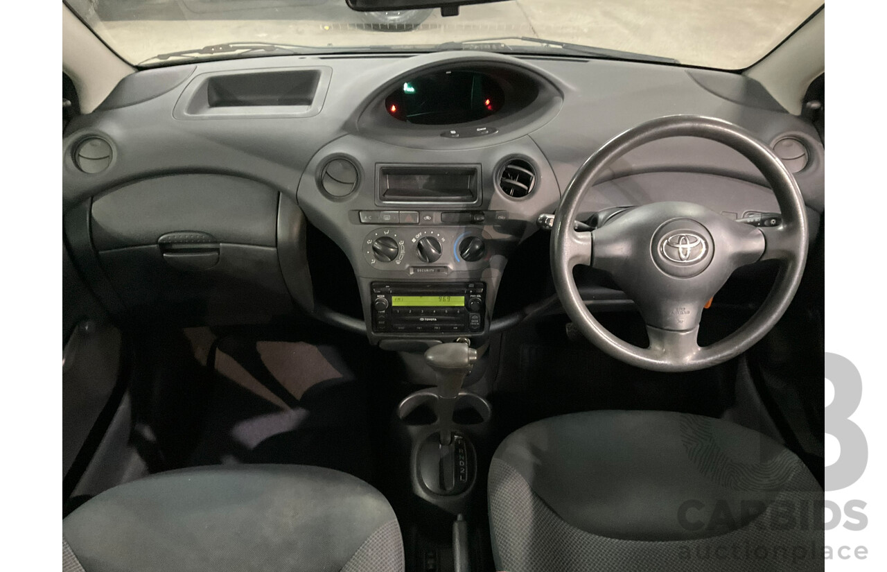 03/2004 Toyota Echo NCP10R 3D Hatchback Silver 1.3L