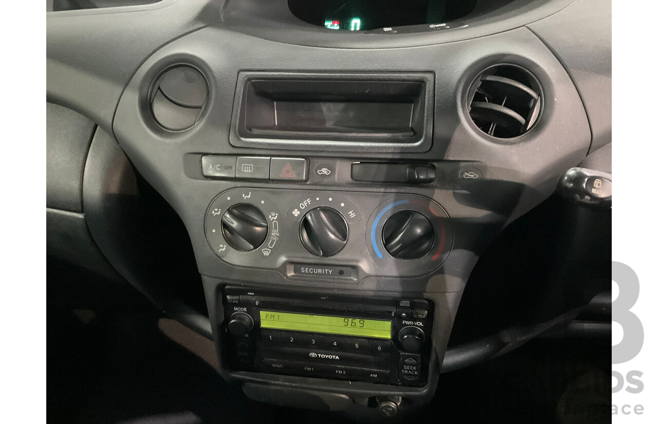03/2004 Toyota Echo NCP10R 3D Hatchback Silver 1.3L