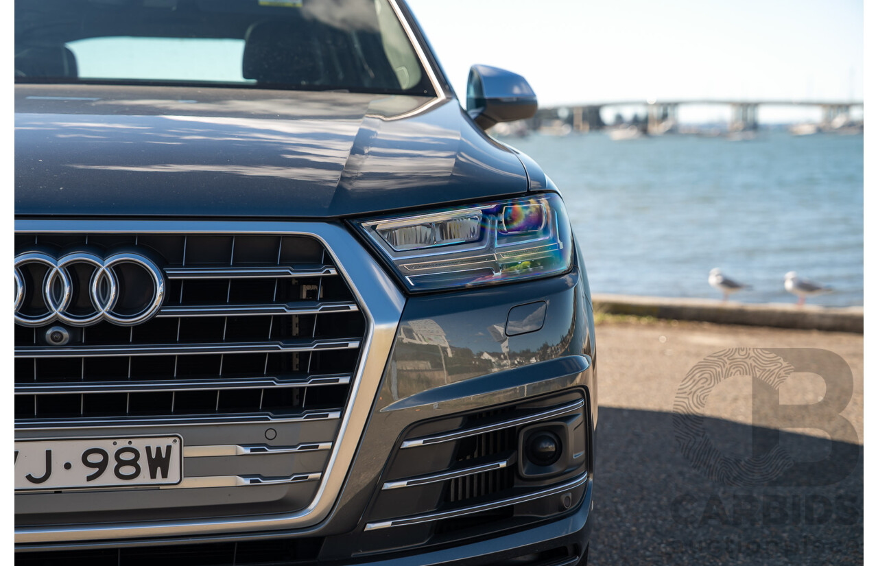 07/2017 Audi SQ7 TDI Quattro (AWD) 4M 4d Wagon Daytona Gray Pearlescent Twin Turbo Diesel V8 4.0L