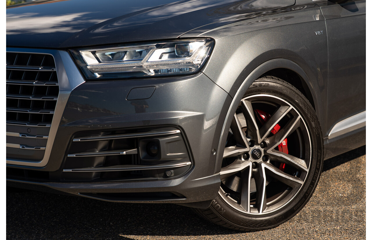 07/2017 Audi SQ7 TDI Quattro (AWD) 4M 4d Wagon Daytona Gray Pearlescent Twin Turbo Diesel V8 4.0L