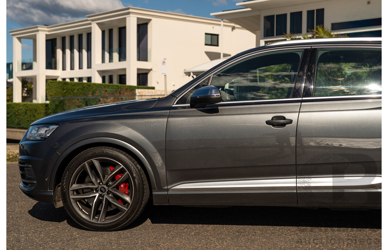 07/2017 Audi SQ7 TDI Quattro (AWD) 4M 4d Wagon Daytona Gray Pearlescent Twin Turbo Diesel V8 4.0L