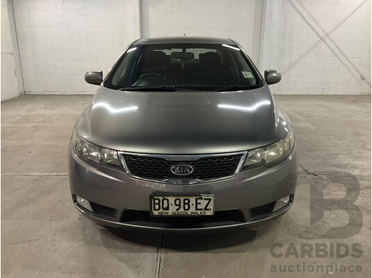 06/2012 Kia Cerato Extra L.E TD MY12 4D Sedan Titanium Silver 2.0L