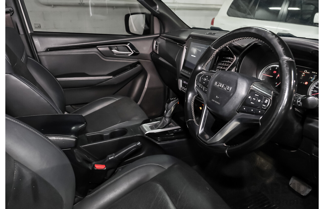 02/2021 Isuzu D-Max X-Terrain (4x4) RG MY21 Crew Cab Utility Marble White Turbo Diesel 3.0L