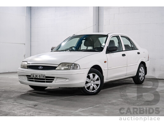 11/2000 Ford Laser LXi KN 4d Sedan White 1.6L