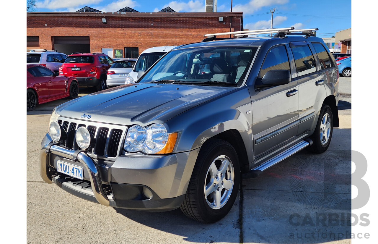 01/2009 Jeep Grand Cherokee Laredo (4x4) WH MY08 4d Wagon Grey 3.0L