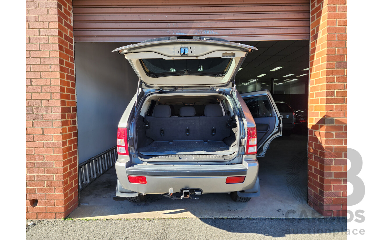 01/2009 Jeep Grand Cherokee Laredo (4x4) WH MY08 4d Wagon Grey 3.0L