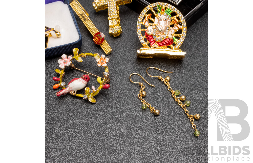 Collection of 9ct Gold, Sterling Silver, Gold & Silver Tone Jewellery - Lot of 15