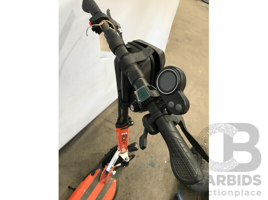 Emove Cruiser Electric Scooter