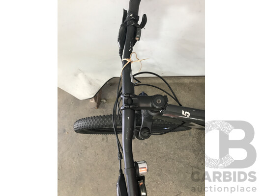 Trek Marlin 5 16 Speed Mountian Bike