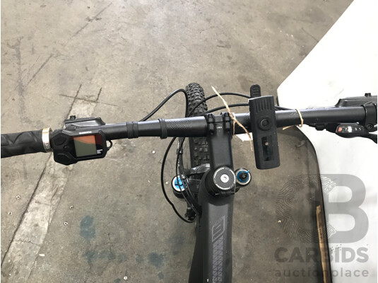 Shimano EBig.Nine 300 SE 9 Speed Electric Bike