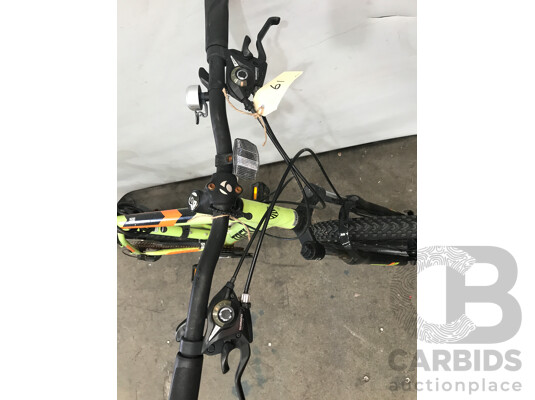 Trek 3500 21 Speed Mountian Bike