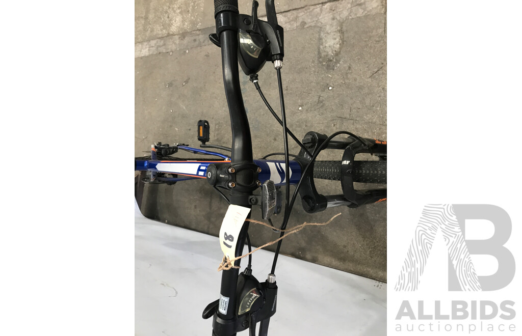 Giant ATX 21 Speed Mountian Bike