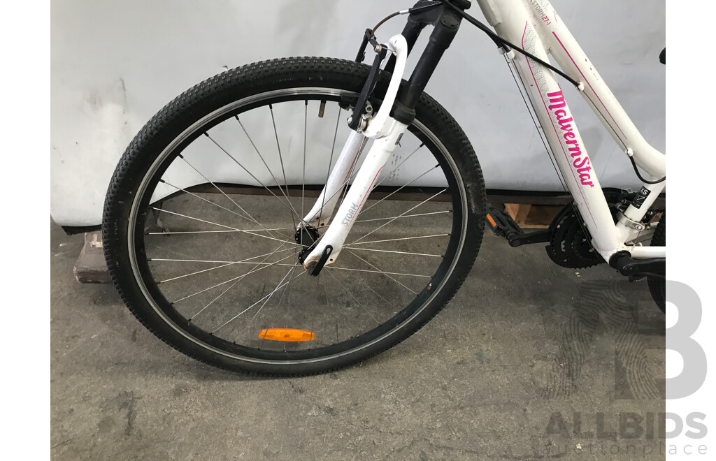 MalvernStar 30 Speed Mountian Bike