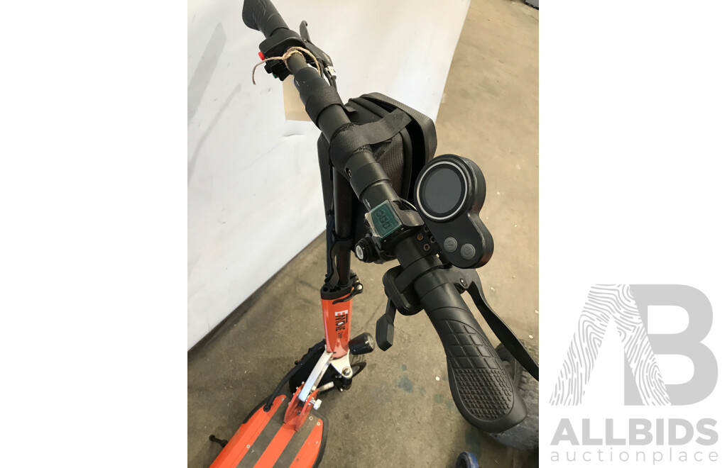 Emove Cruiser Electric Scooter