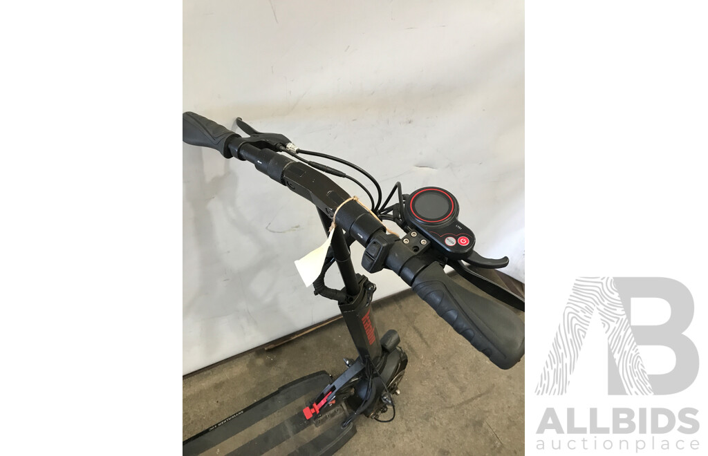 Kaabo Skywalker 10C Electric Scooter