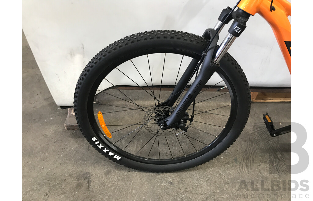 Giant Orange 7 Speed Mountian Bike