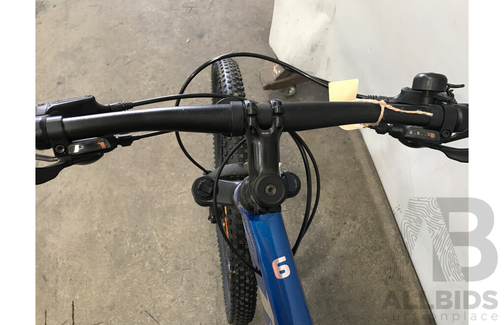 Trek Maalin 6 16 Speed Mountian Bike