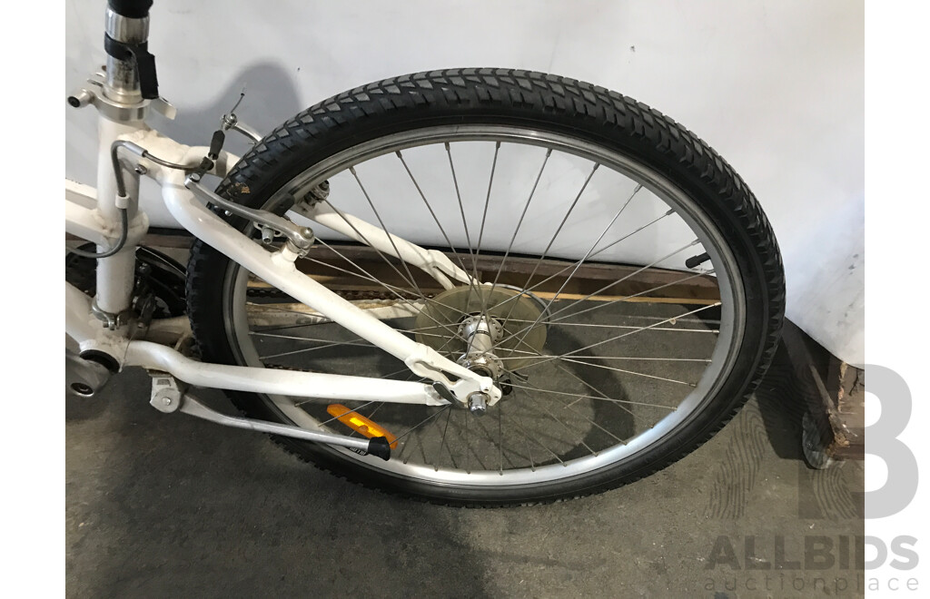 Giant Trail Guide 2 21 Speed Mountain Bike