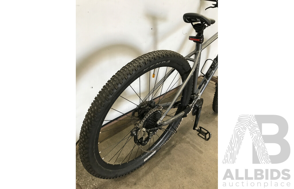 Scott 18 Speed Mountain Bike