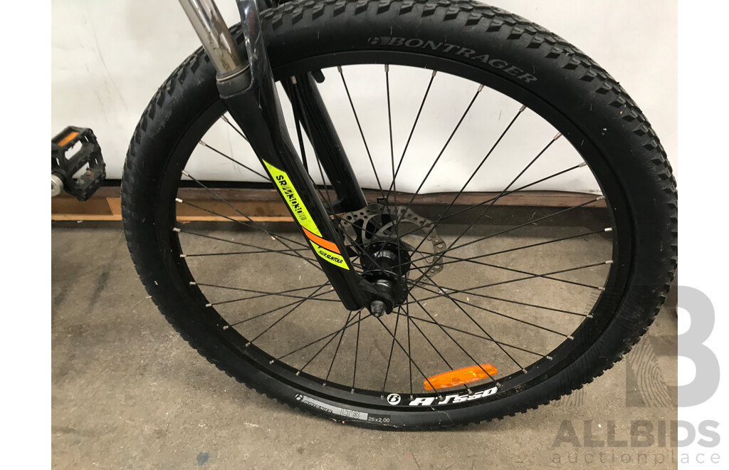 Trek 3500 21 Speed Mountian Bike