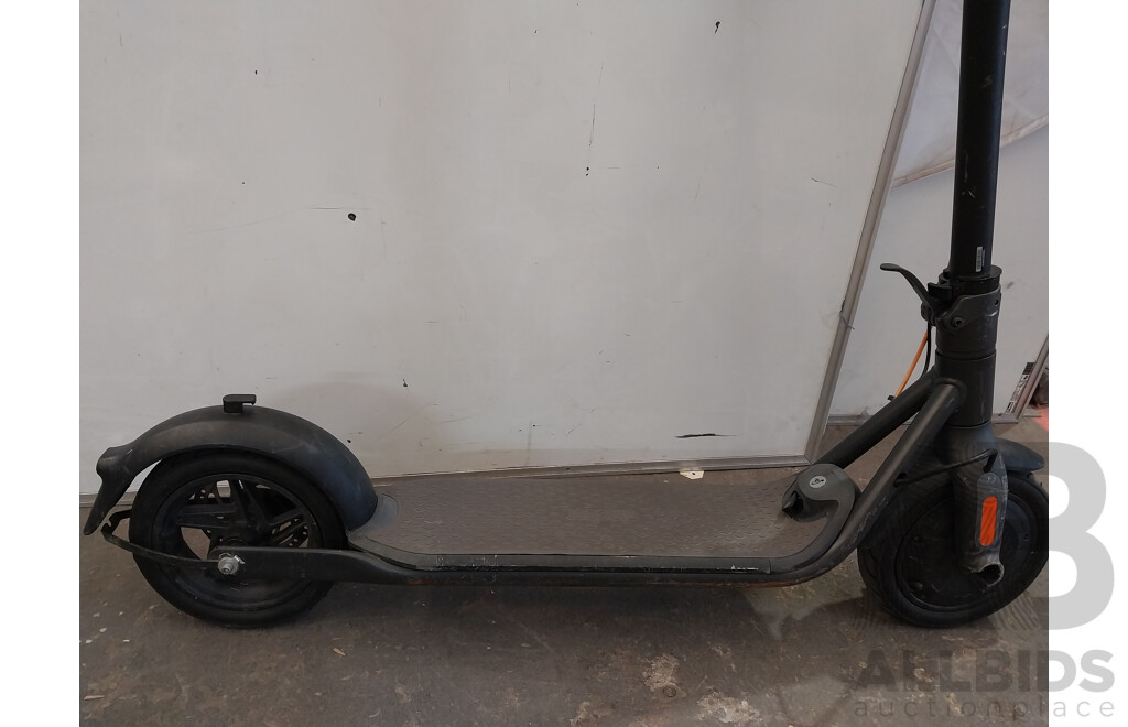 Segway Ninebot F30 Electric Scooter
