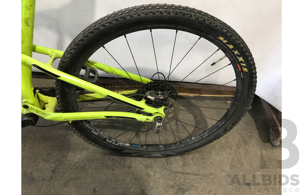 Trek Superfly 9 Speed Mountian Bike