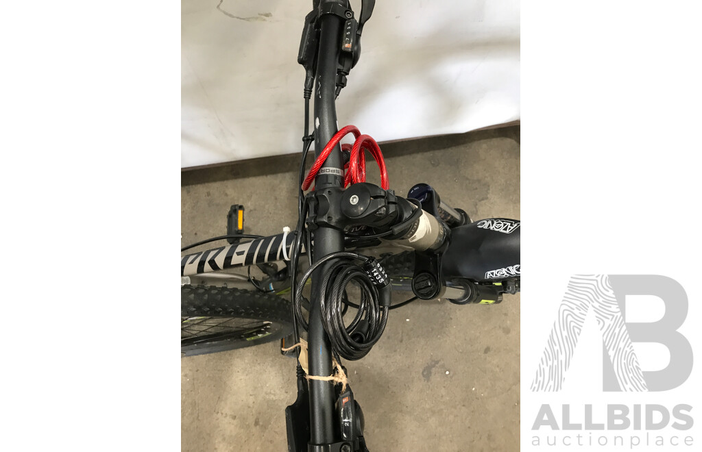 Polygon Premier 18 Speed Mountain Bike