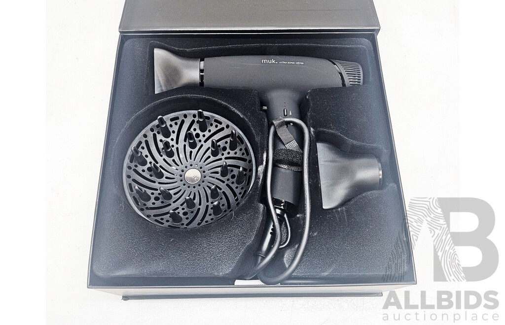 Muk Ultra Sonic Hair Dryer