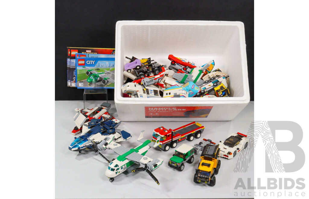 Collection of Mixed LEGO Including Marvel Super Heroes, Jungle Mobile Lab, City Off-road Fire Truck and More
