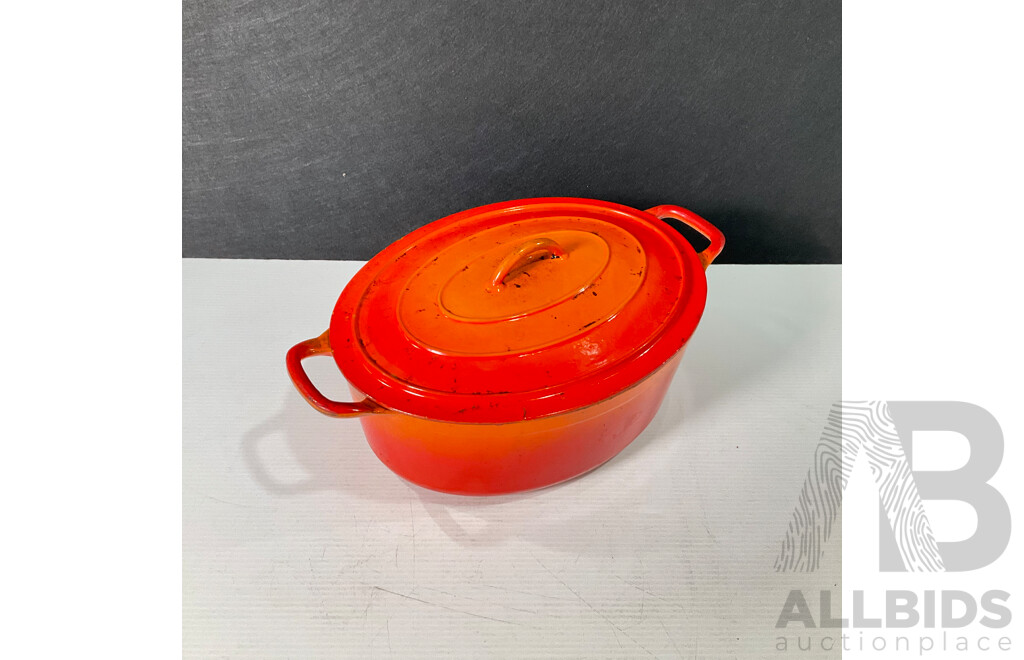 Cast Iron Enamelled Lidded Oval Cooking Pan