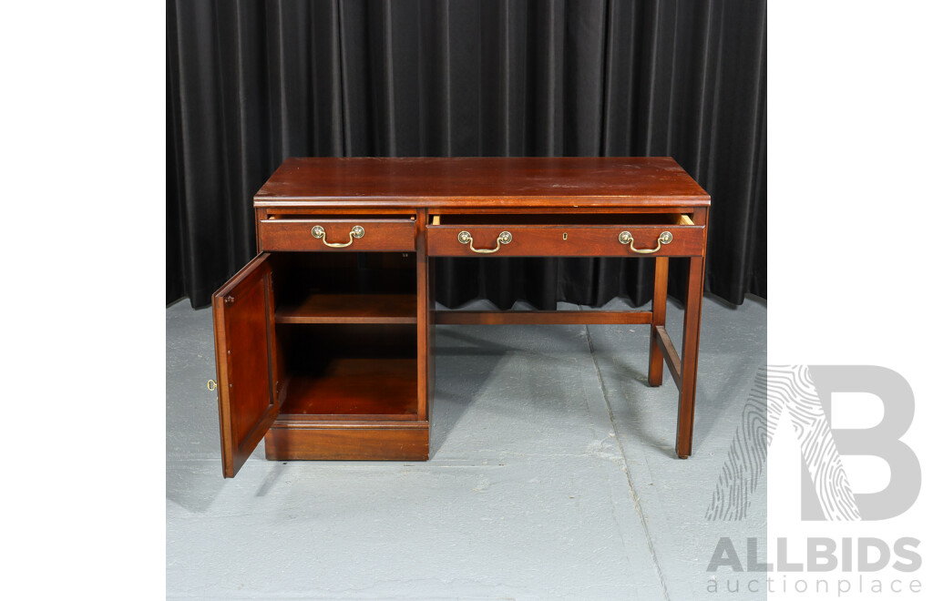 Drexel Heritage Single Pedestal Desk