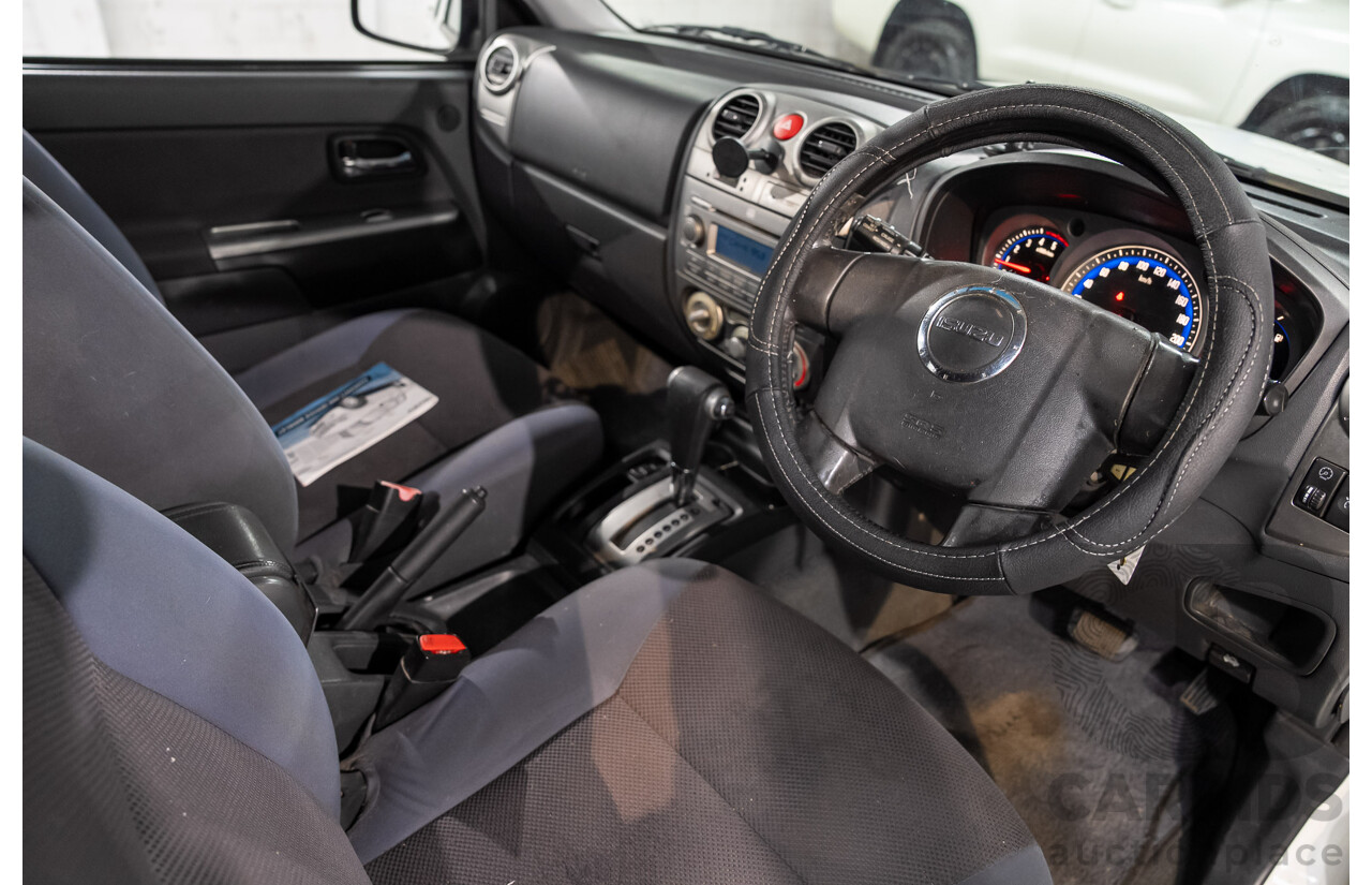 01/2010 Isuzu D-Max LS (4x2) TF Crew Cab Utility White Turbo Diesel 3.0L