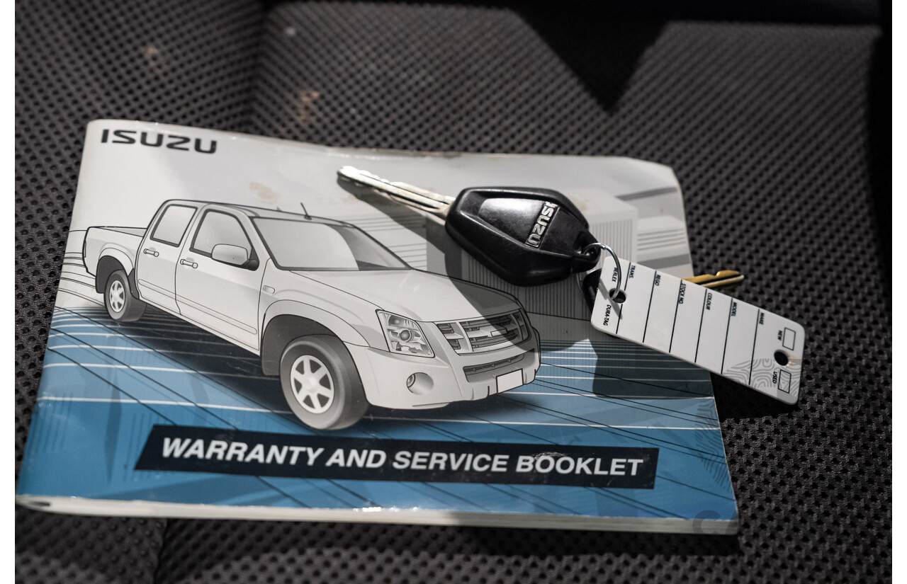 01/2010 Isuzu D-Max LS (4x2) TF Crew Cab Utility White Turbo Diesel 3.0L