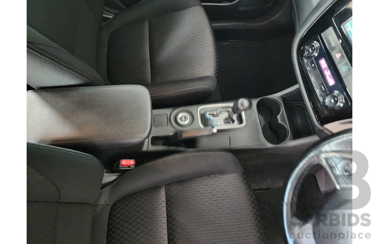 06/2014 Mitsubishi Outlander ES (4x4) ZJ MY14.5 4d Wagon Silver 2.4L