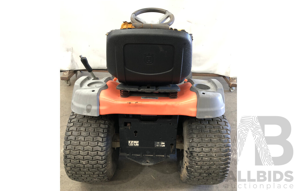Husqvarna LTH1842 Ride on Lawn Tractor Mower