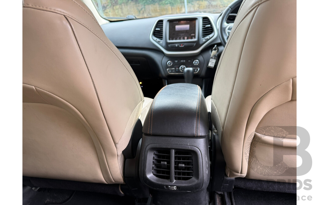 06/2015 Jeep Cherokee LIMITED (4x4) 4x4 KL MY15 4D Wagon Black 3.2L