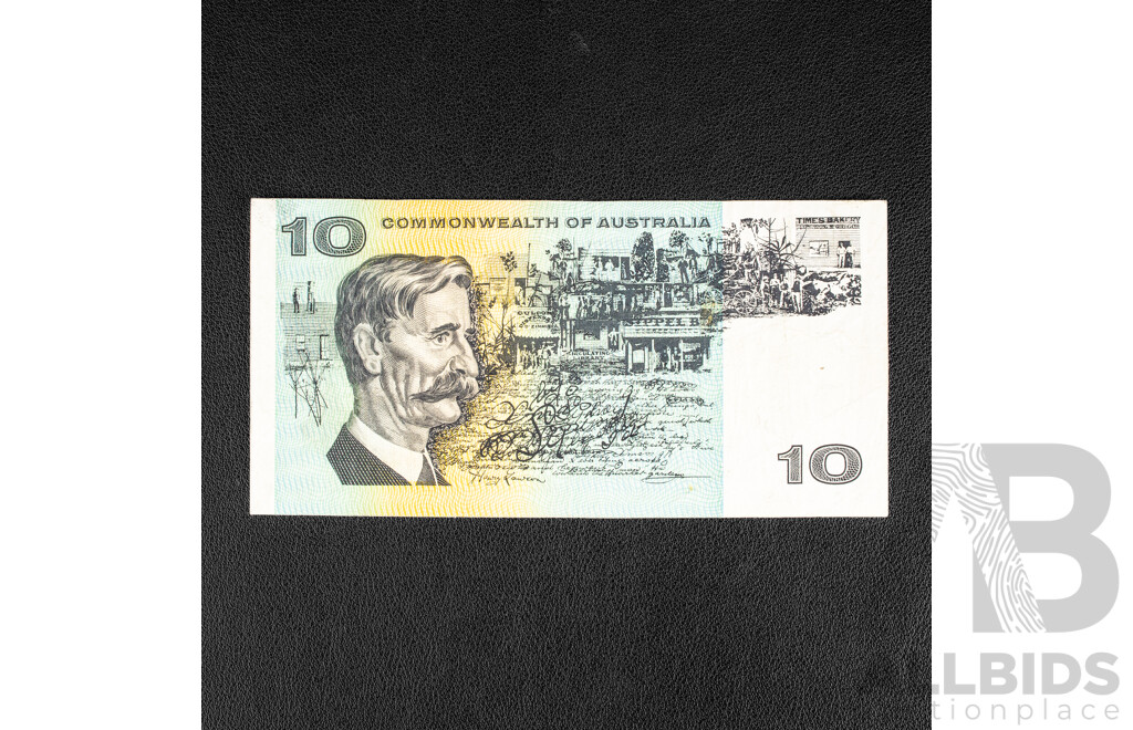 Australian 1967 Ten Dollar Note Coombs/Randall, SFP125832 R302