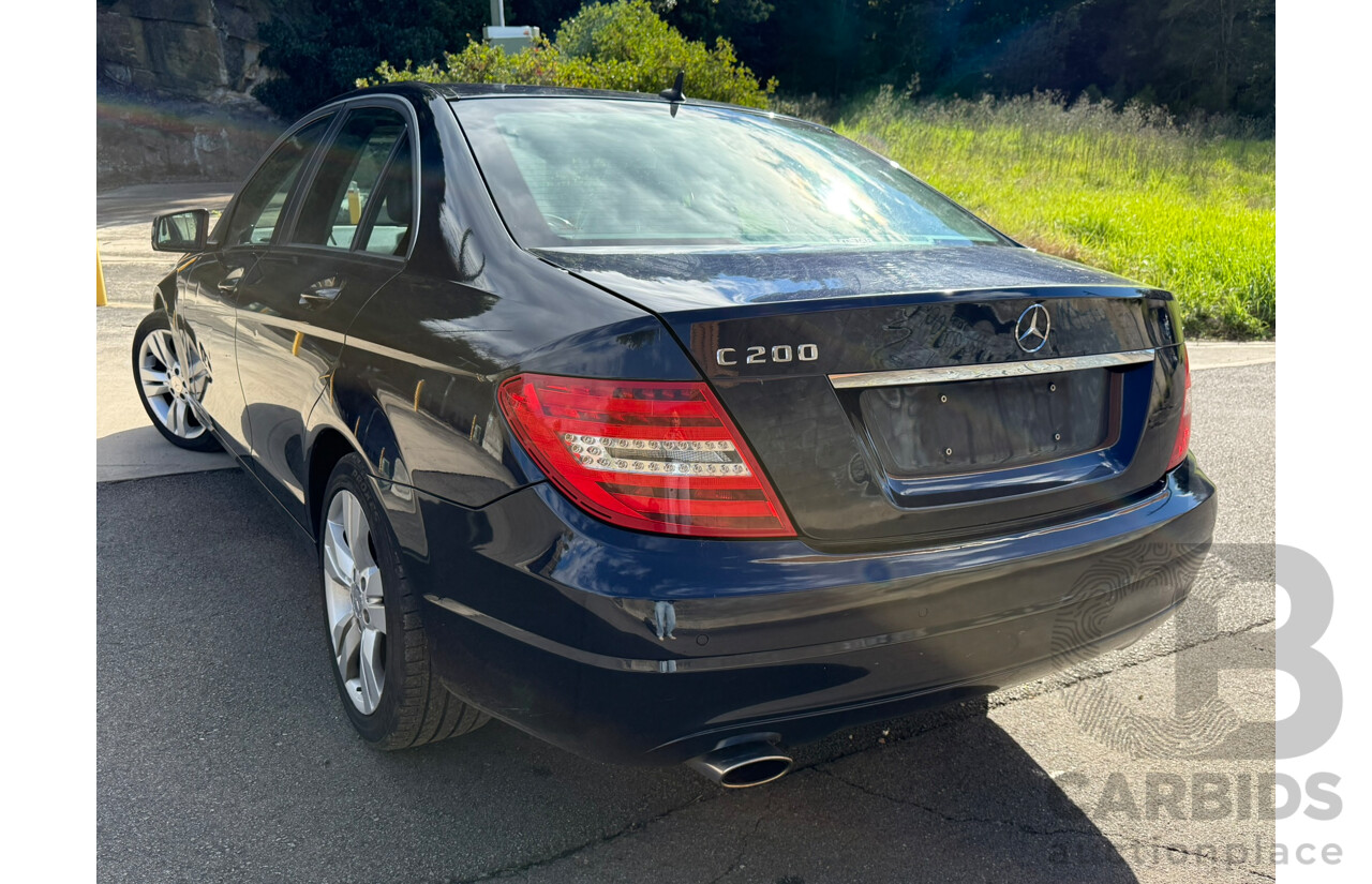 12/2012 Mercedes-Benz C200 BE RWD W204 MY12 4D Sedan Cavansite Blue Metallic 1.8L